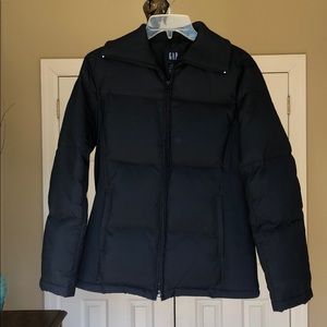 Navy puffer jacket